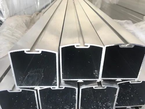 Door Vertical Aluminium Alloy Section