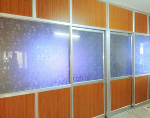 Indian Extrusions Decorative Aluminum Office Partition, DimensionSize: Na, For Common
